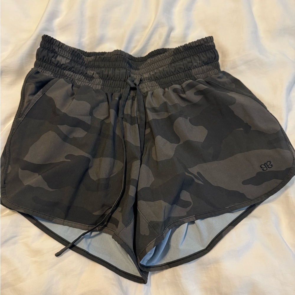 Albion Fit Camouflage Shorts